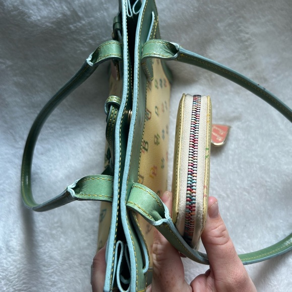 EUC Dooney & Bourke mint green tassel bag with matching wallet & dust bag ππ - Picture 5 of 13